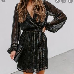 NWT ✨Vici Collection Get Your Sparkle On Metallic Dress - Black size sma…